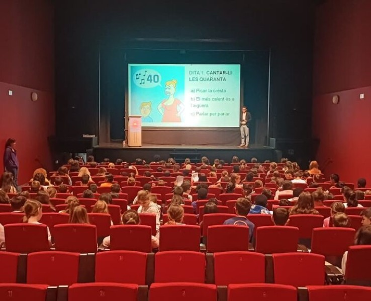 La Biblioteca Maria Corominas fomenta la lectura entre els infants, amb la 4a edició dels Premis Atrapallibres a Cassà